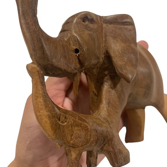 Set of 2 Hand Carved Wood Elephant Figurines Dark Wood Light Wood PLEASE READ - Picture 13 of 14